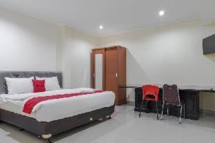 Reddoorz @ Jalan Biak Roxy Jakarta Room photo